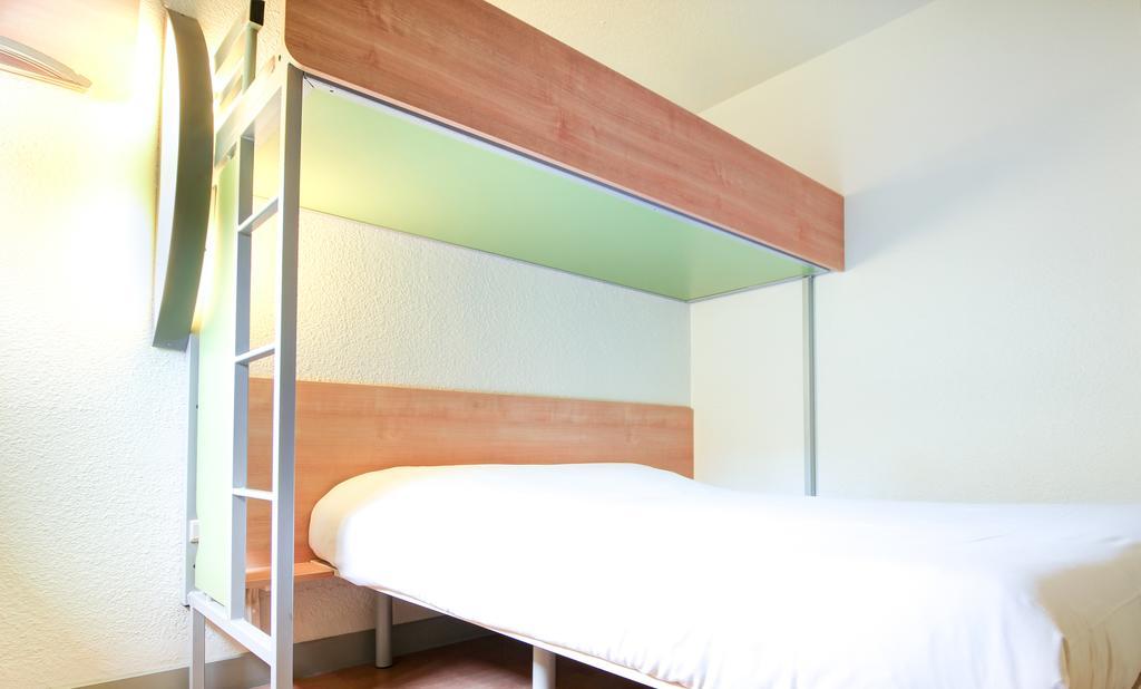 ibis budget Châteaudun Buitenkant foto