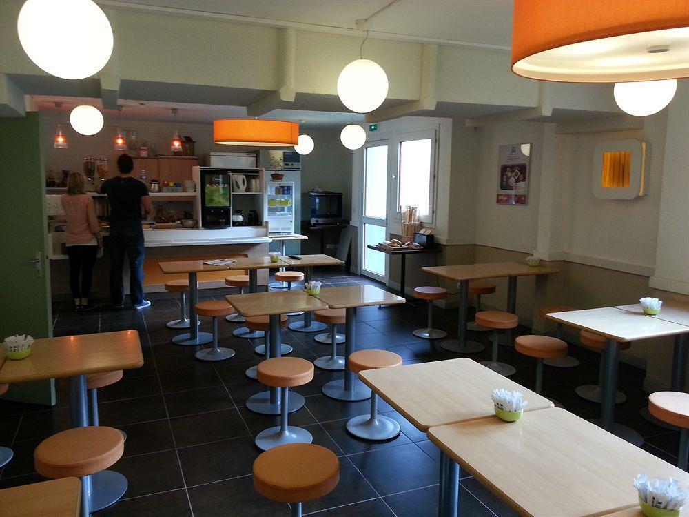 ibis budget Châteaudun Buitenkant foto