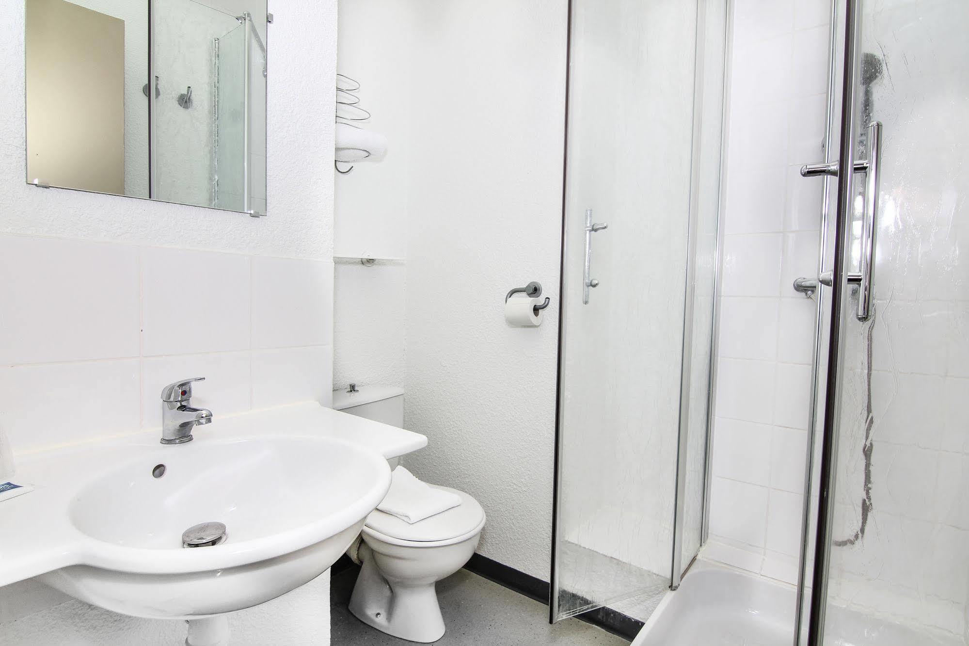 ibis budget Châteaudun Buitenkant foto