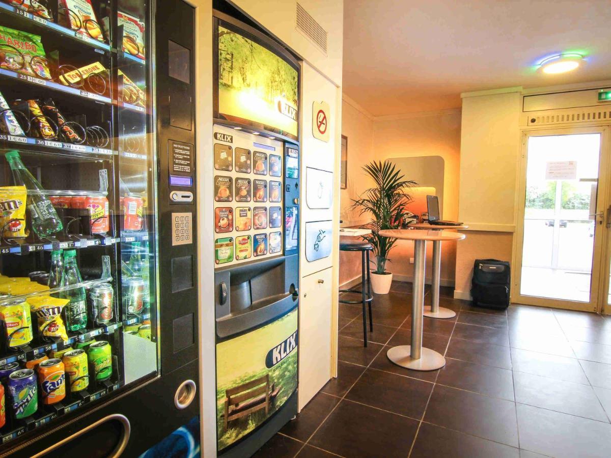 ibis budget Châteaudun Buitenkant foto